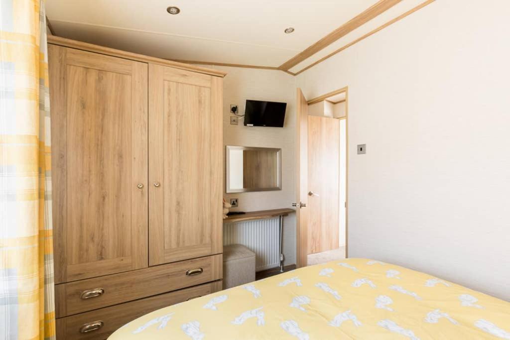 Thumper - Luxury With Hot Tub Holiday home *